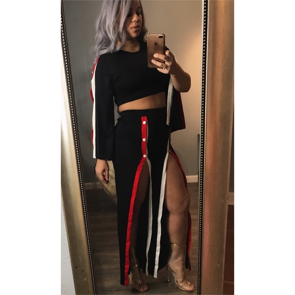 Two piece set - Picture 3 of 4